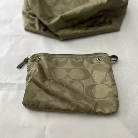 COACH Weekender Tote with Snapable Insert Bag - Picture 2 of 6